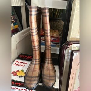 Burberry Rainboots